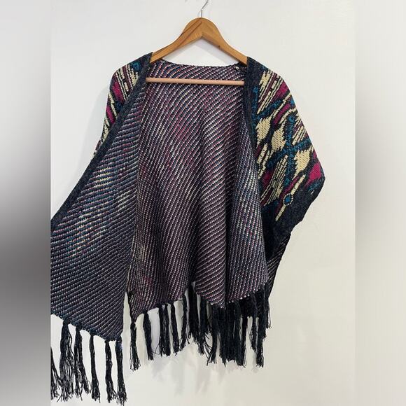 Fringe Poncho Shrug Shawl Winter Fall Boho - Picture 3 of 6